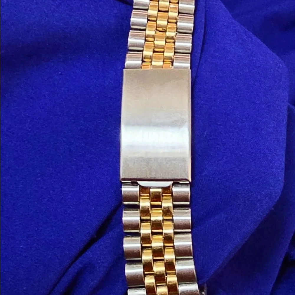 Geneva Vintage Classic 2 Tone Quartz Mens Watch